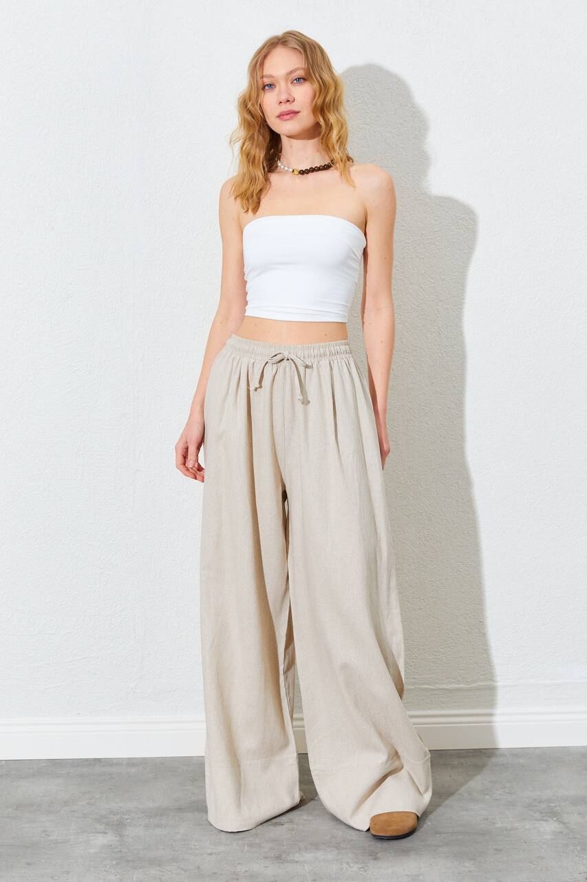 Beli Lastikli Paça Geniş Dikiş Detaylı Ekru Pantolon