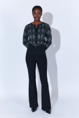 Baklava Desen Önü Düğmeli Kemerli Detaylı Kazak