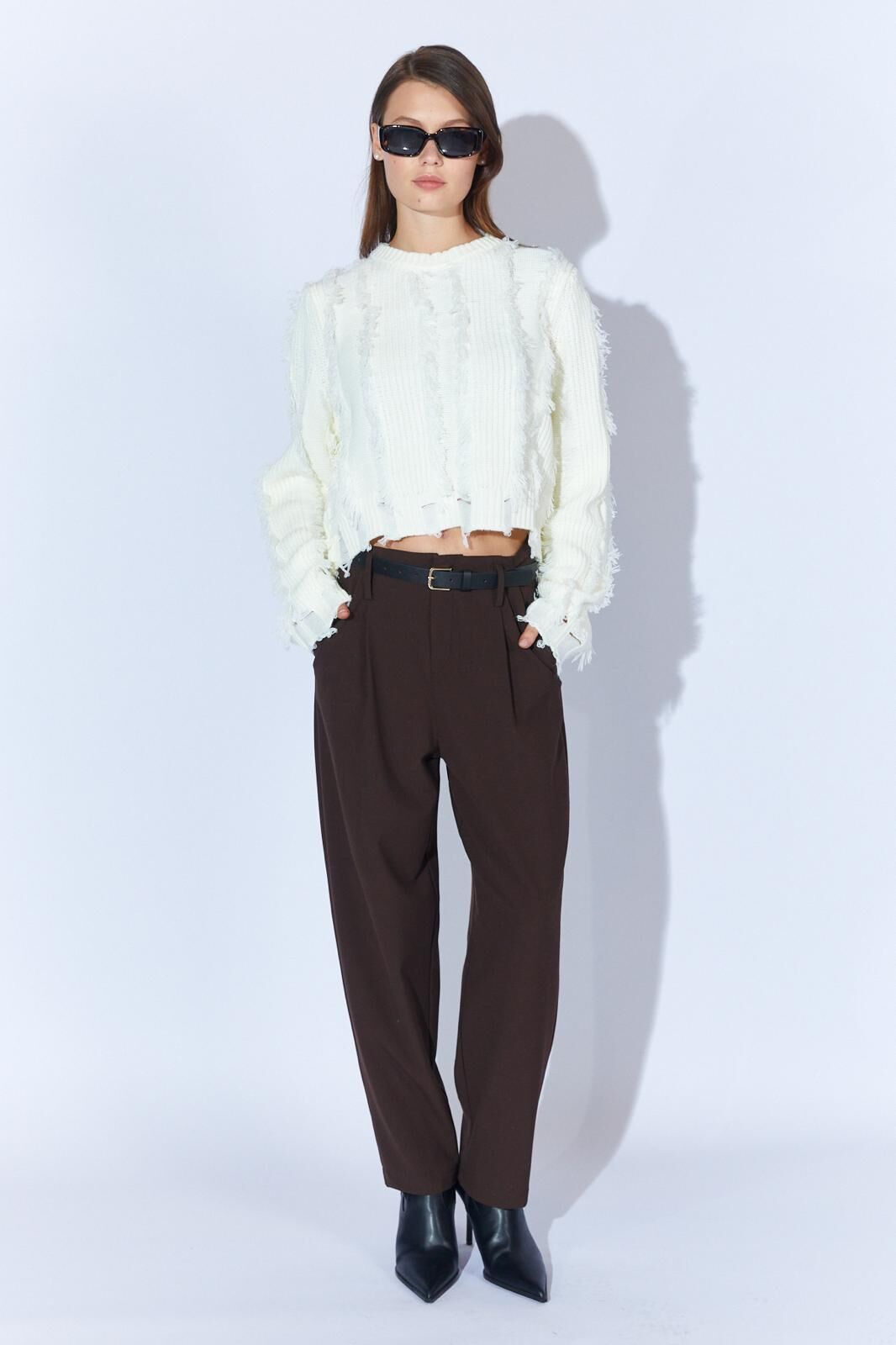 Püskül Detaylı Bisiklet Yaka Kazak