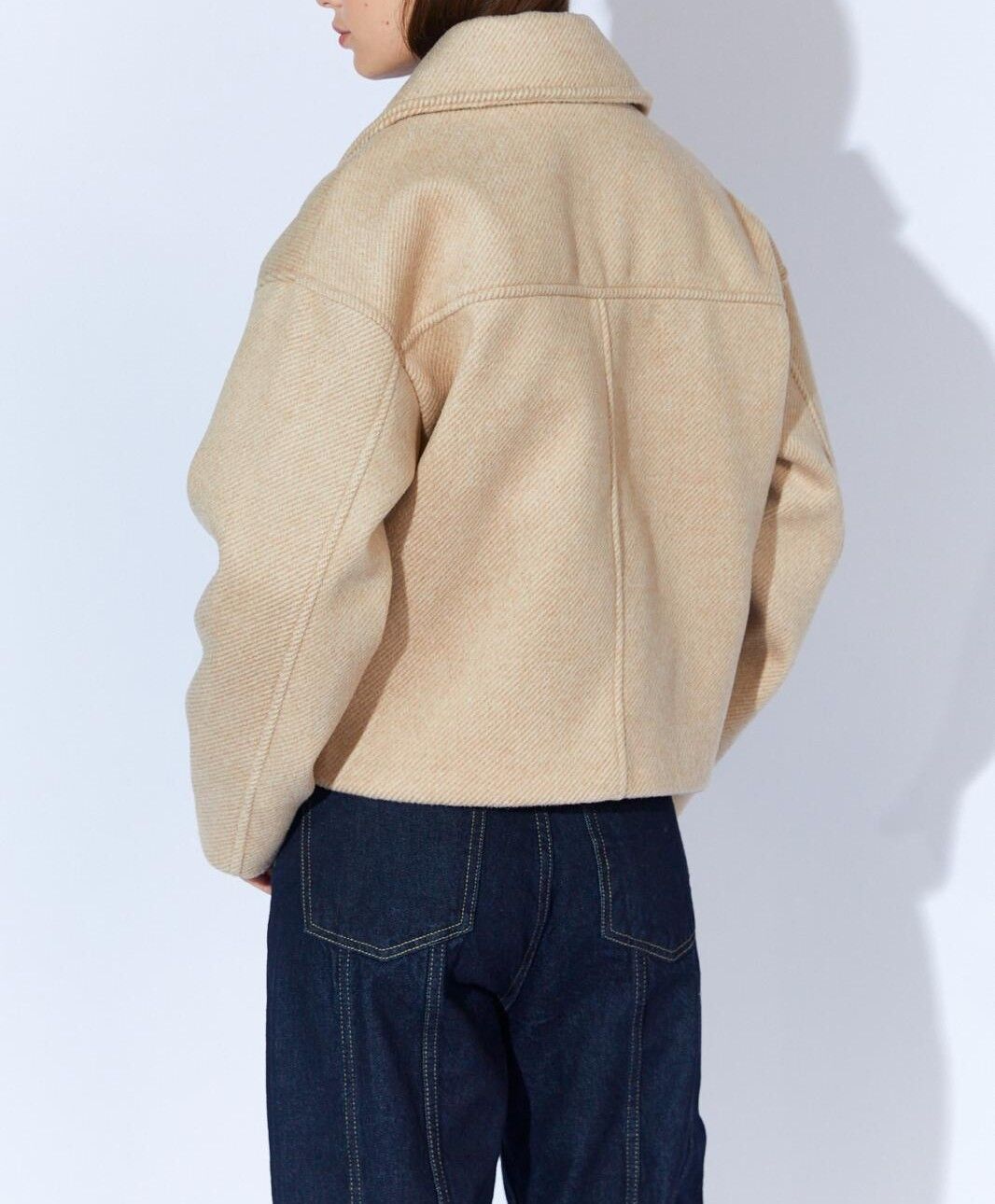 Yakalı Dört Düğmeli Diagonel Kısa Kaşe Ceket