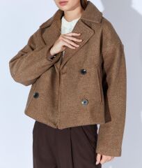 Yakalı Dört Düğmeli Diagonel Kısa Kaşe Ceket