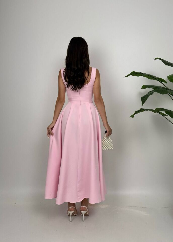 Pembe Kemer Düğme Detaylı Elbise