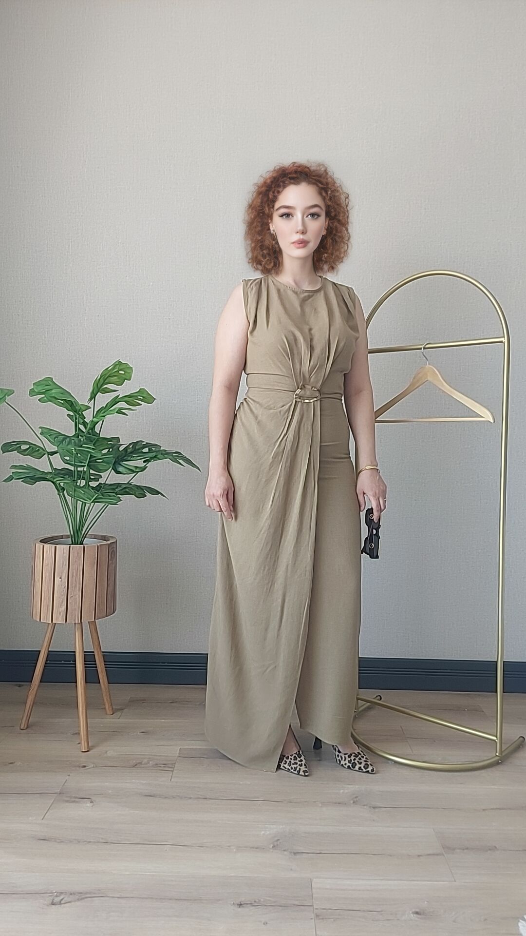 Haki Kemer Tokası Detaylı Elbise