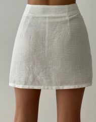 Beyaz Mini Etek Mavi Desen Detaylı