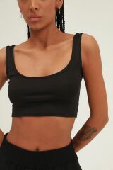 Siyah Askılı Bluz Crop