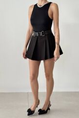 Kemer Detaylı Mini Etek