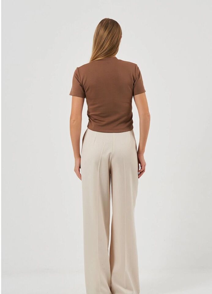 Kahve Kısa Kollu Crop T-Shirt 42