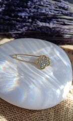 Taş İşlemeli Yonca Broş