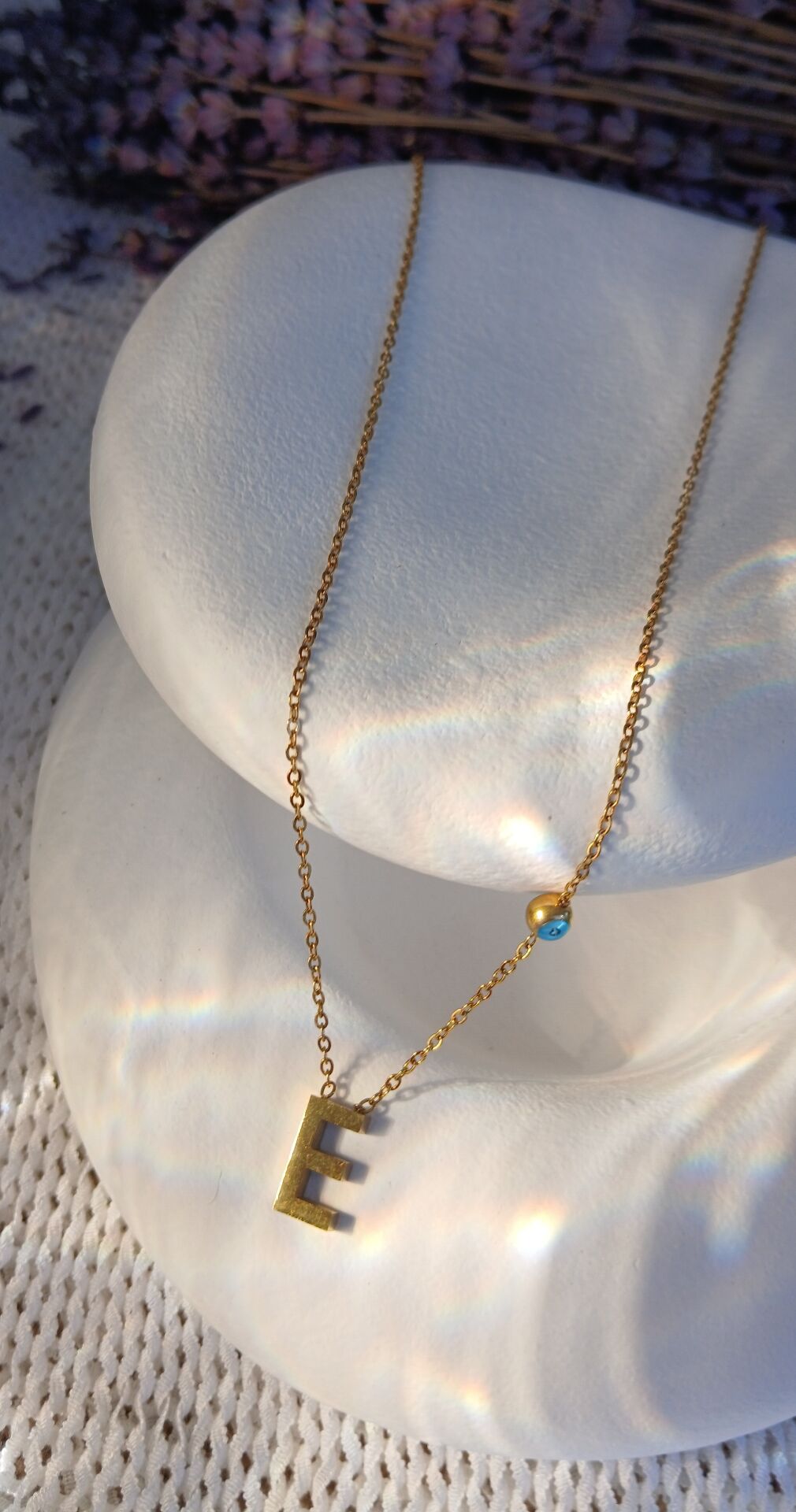 Boncuk Detaylı Harf Kolye