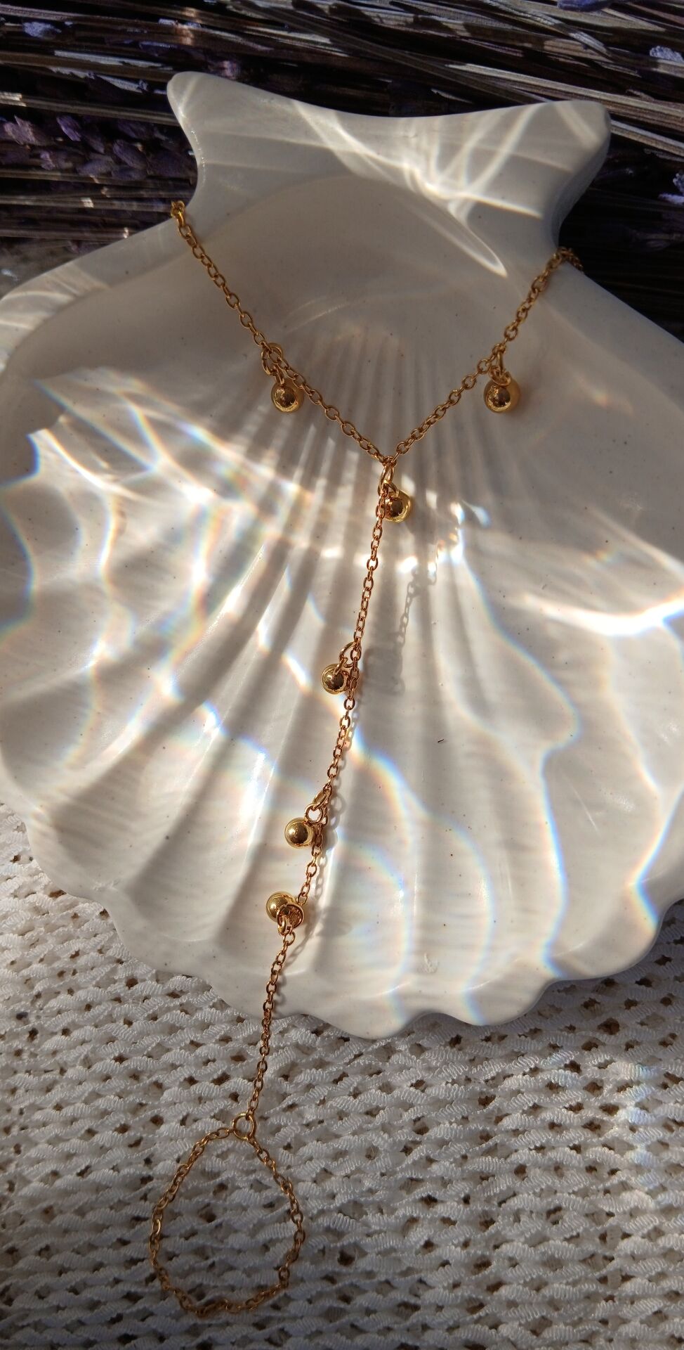 Minimal Top Detaylı Şahmeran